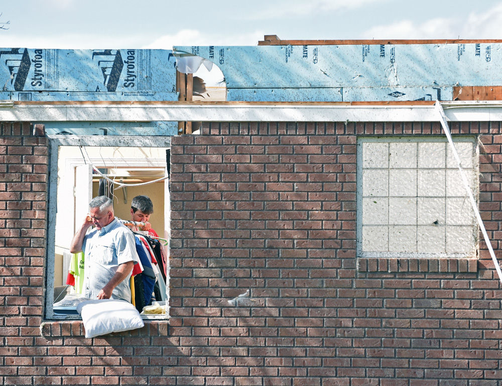 Tornado damages Eufaula